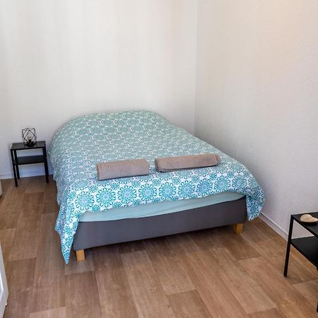 LE LYS- Appartement T3 tout equipé, vue imprenable sur le château de lourdes Lourdes Exterior foto